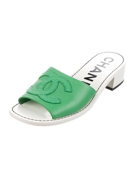 Chanel 2022 Interlocking CC Logo Slides 